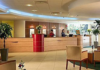 Ibis Condes Manquehue 3*